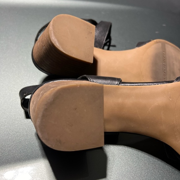 Sandals - Picture 4 of 5